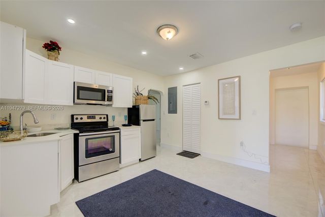 742 NW 70th St 1, Miami, FL 33150