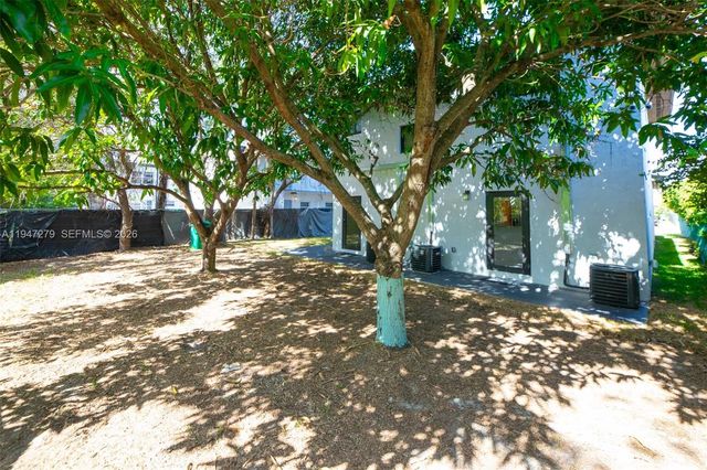 742 NW 70th St 1, Miami, FL 33150