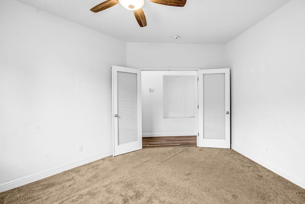 Image 20 of property listing at 2768 Goshen Avenue, Clovis, CA 93611