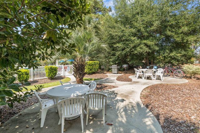 4155 Hibiscus Dr Apt 103, Little River, SC 29566