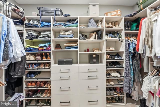 4873 POINT RD, Warrenton, VA 20187