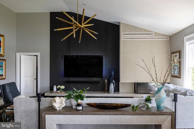 4873 POINT RD, Warrenton, VA 20187