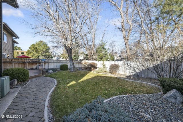 422 Barclay Court, Reno, NV 89511