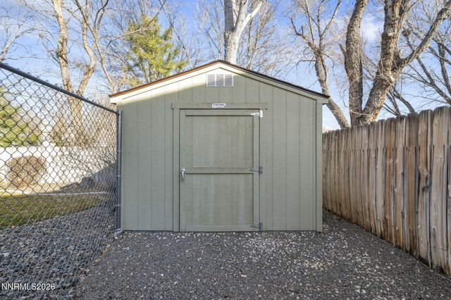 422 Barclay Court, Reno, NV 89511