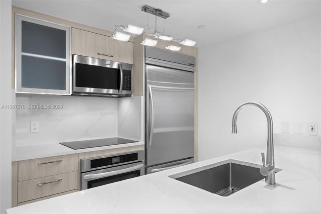 1850 S Ocean Dr 4206, Hallandale Beach, FL 33009