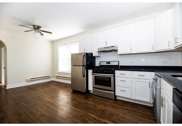 918 Green Bay Road 3G, Winnetka, IL 60093