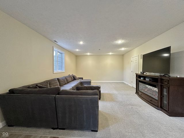 11216 Windermere Boulevard, Fishers, IN 46037