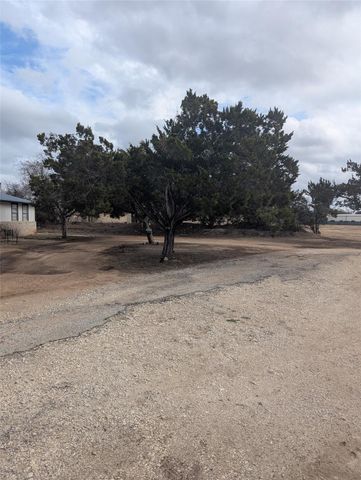 111 Rose DR, Dripping Springs, TX 78620