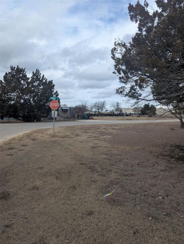 111 Rose DR, Dripping Springs, TX 78620