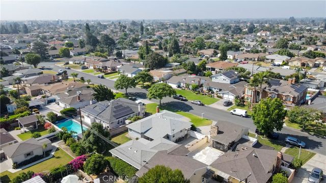 7503 Muller, Downey, CA 90241