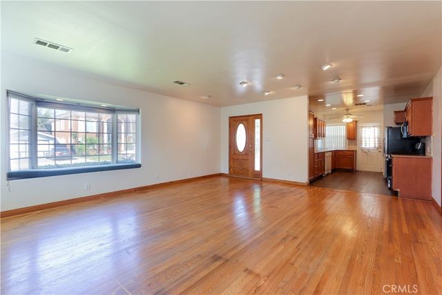 7503 Muller, Downey, CA 90241