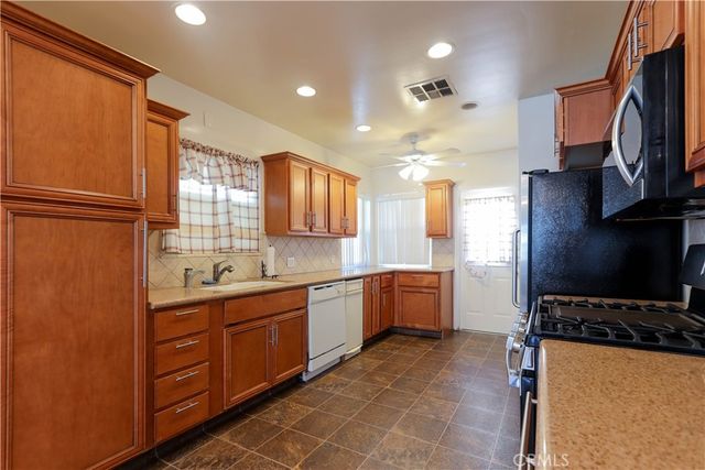 7503 Muller, Downey, CA 90241