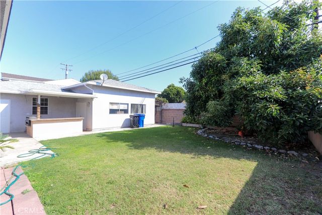 7503 Muller, Downey, CA 90241