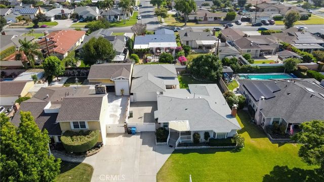 7503 Muller, Downey, CA 90241