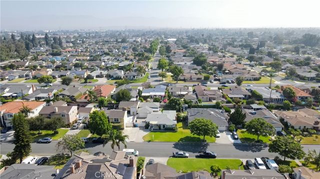 7503 Muller, Downey, CA 90241
