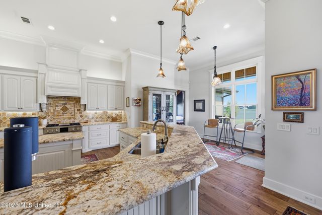 104 Chantry Lane, Madison, MS 39110