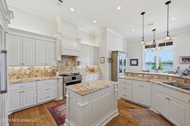 104 Chantry Lane, Madison, MS 39110