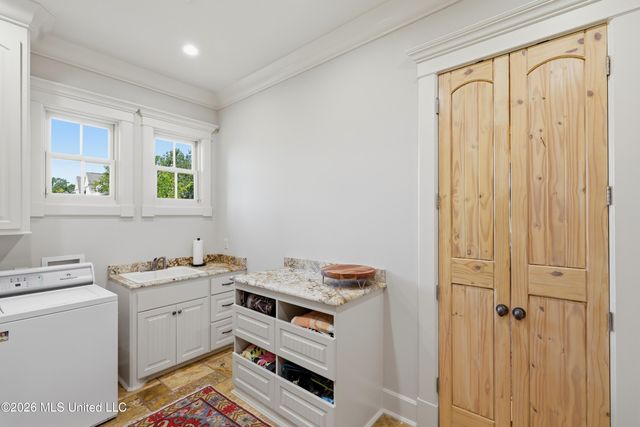 104 Chantry Lane, Madison, MS 39110