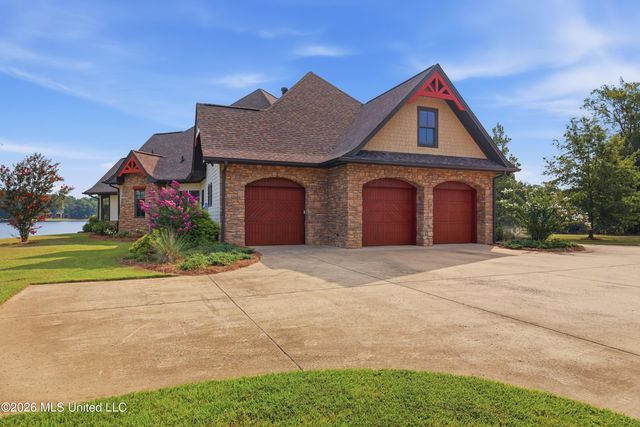 104 Chantry Lane, Madison, MS 39110
