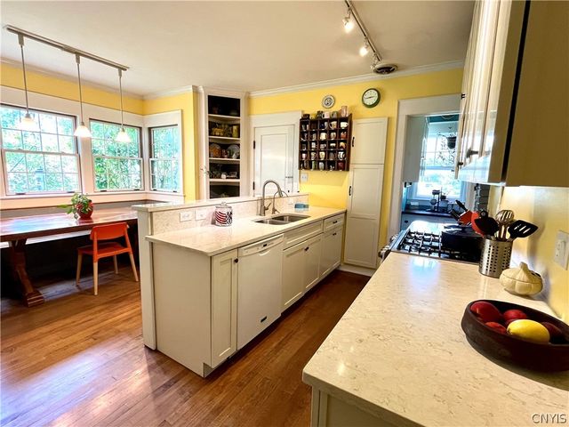 112 Rugby Road, Syracuse, NY 13206