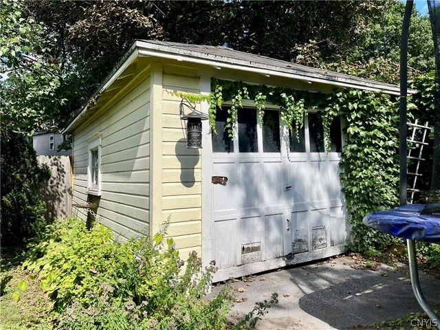 112 Rugby Road, Syracuse, NY 13206