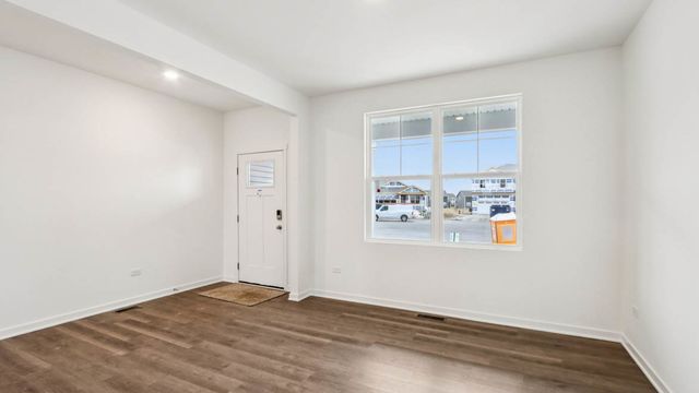 10006 Edgebrook Lane, Huntley, IL 60142