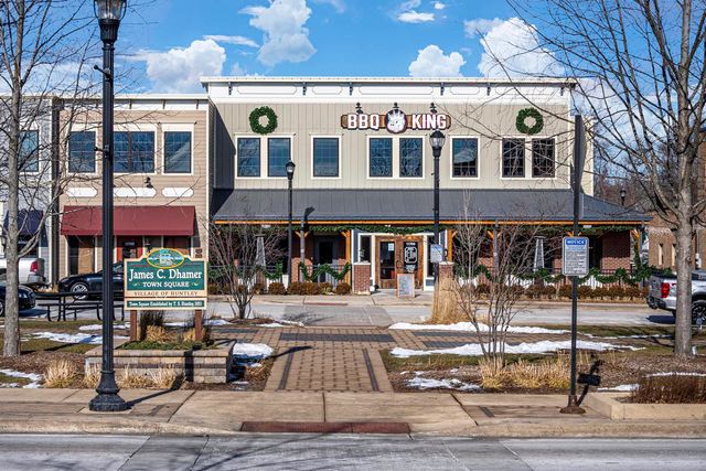 10006 Edgebrook Lane, Huntley, IL 60142