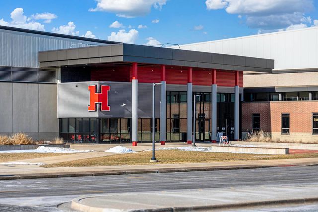 10006 Edgebrook Lane, Huntley, IL 60142