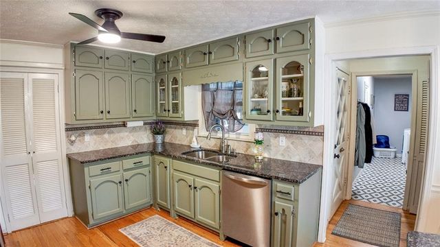 1220 Heritage Hills Circle, Snellville, GA 30078