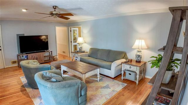 1220 Heritage Hills Circle, Snellville, GA 30078