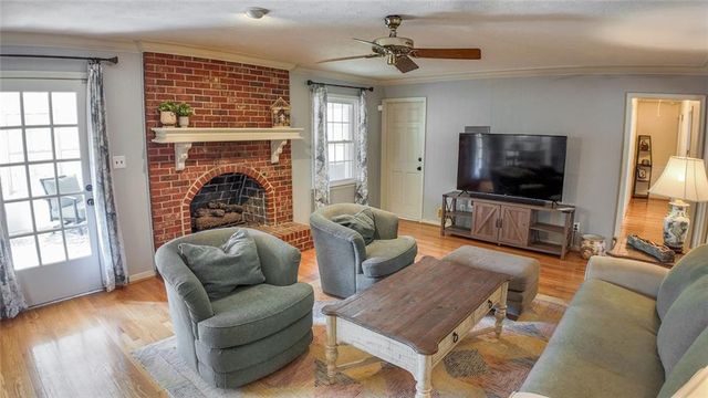 1220 Heritage Hills Circle, Snellville, GA 30078