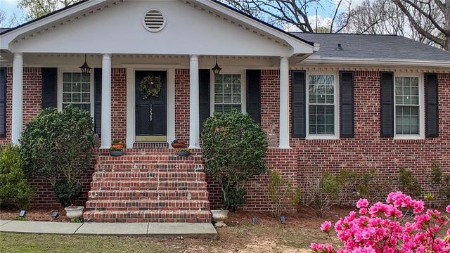 1220 Heritage Hills Circle, Snellville, GA 30078