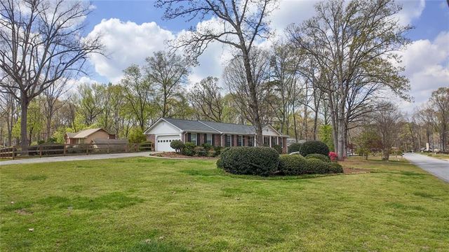 1220 Heritage Hills Circle, Snellville, GA 30078