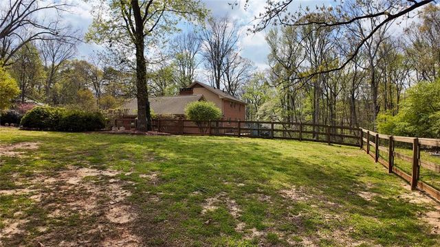 1220 Heritage Hills Circle, Snellville, GA 30078