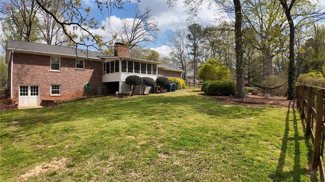 1220 Heritage Hills Circle, Snellville, GA 30078