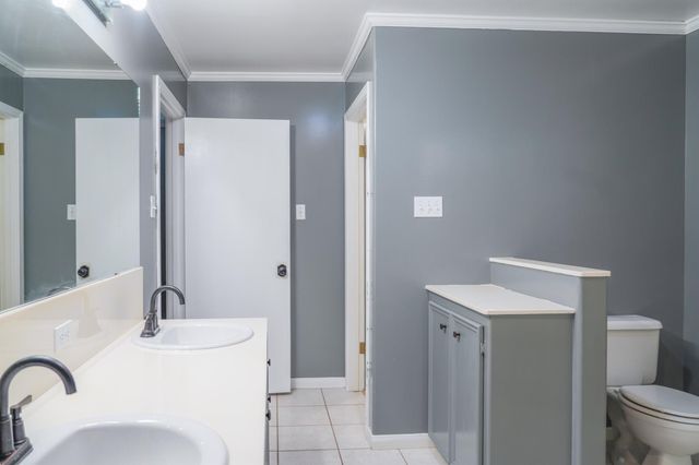 115 Neal Road, Wharton, TX 77488