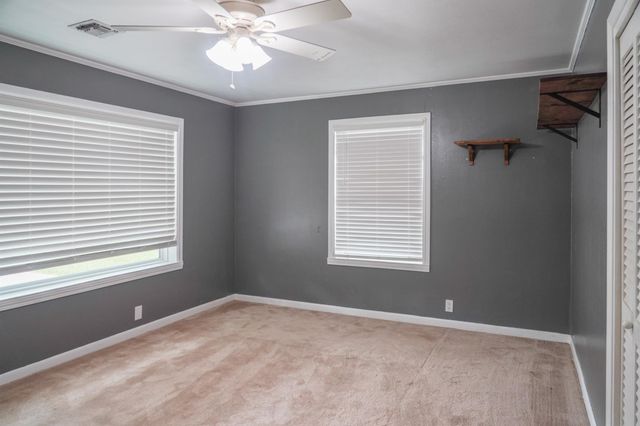 115 Neal Road, Wharton, TX 77488