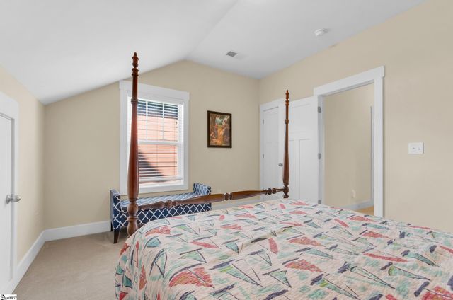 104 Mare's Head Place, Taylors, SC 29687