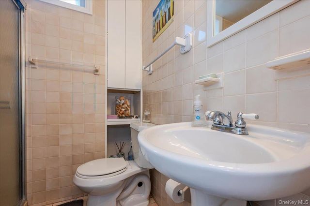 1 Bellmore Avenue, Point Lookout, NY 11569