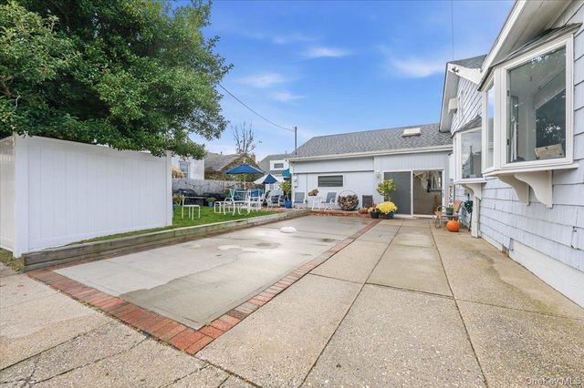 1 Bellmore Avenue, Point Lookout, NY 11569