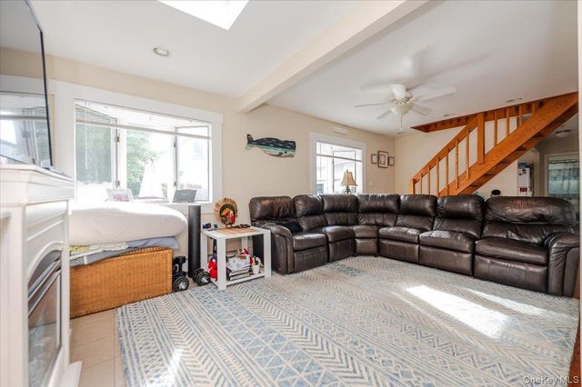 1 Bellmore Avenue, Point Lookout, NY 11569