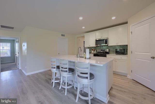 2011 PAPERBACK WAY, York, PA 17408