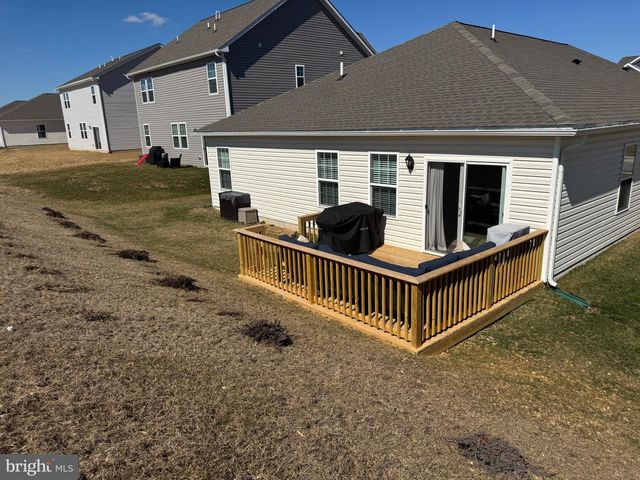 2011 PAPERBACK WAY, York, PA 17408