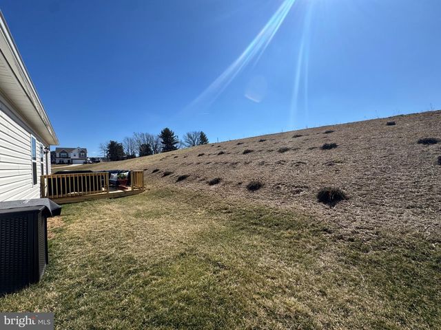 2011 PAPERBACK WAY, York, PA 17408