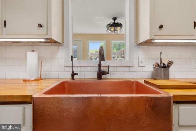 8560 ANTHONY HIGHWAY, Waynesboro, PA 17268