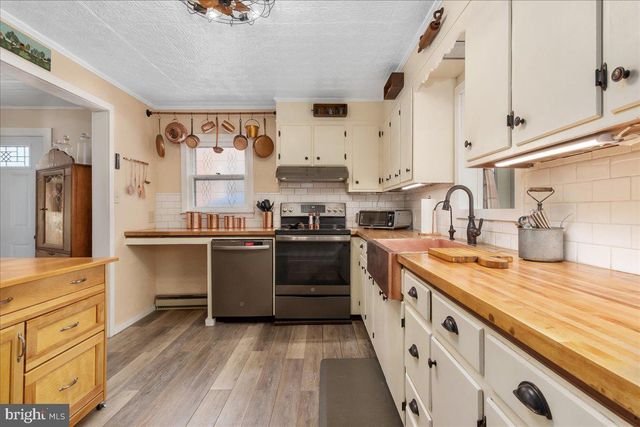 8560 ANTHONY HIGHWAY, Waynesboro, PA 17268