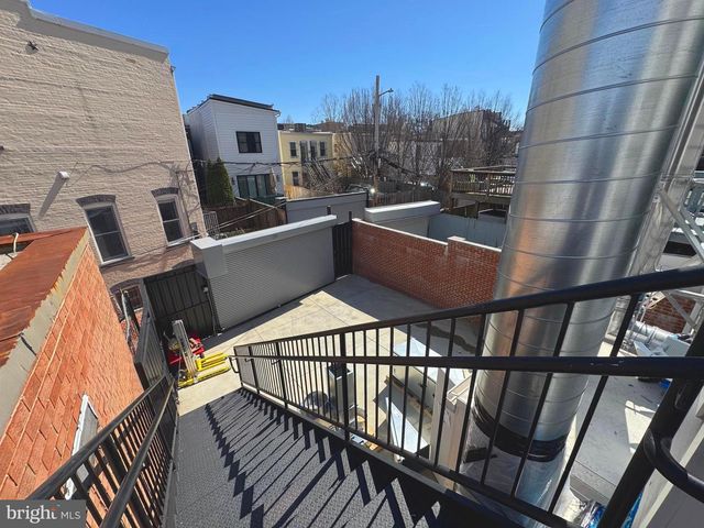 1521 11TH ST NW, Washington, DC 20001