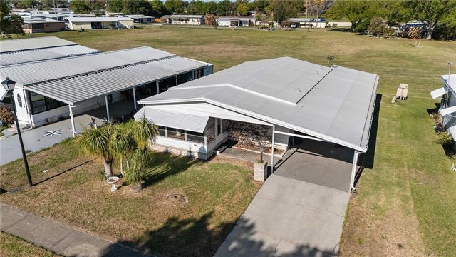 5427 SEVILLE DRIVE, Zephyrhills, FL 33541