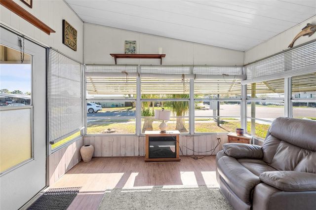 5427 SEVILLE DRIVE, Zephyrhills, FL 33541