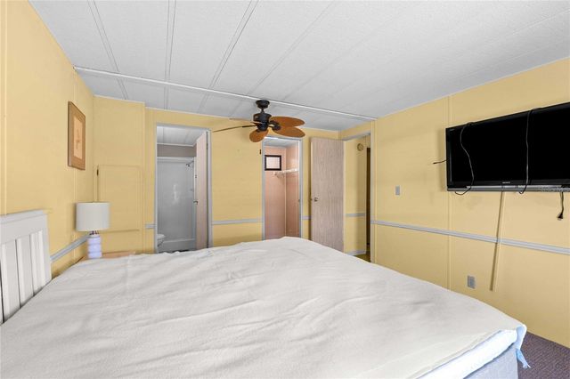 5427 SEVILLE DRIVE, Zephyrhills, FL 33541